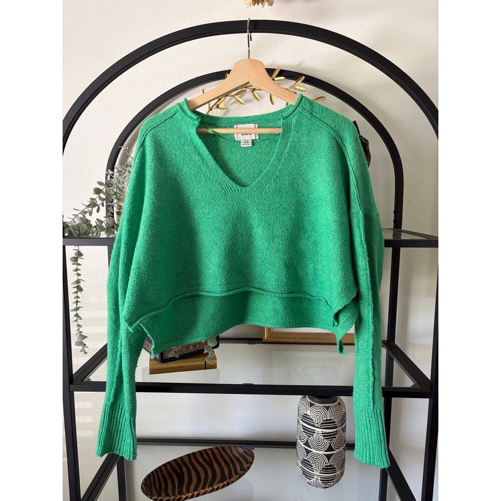 BDG Urban Outfitters Sweater Womens Small Green Cropped Boucle V Neck Oversized